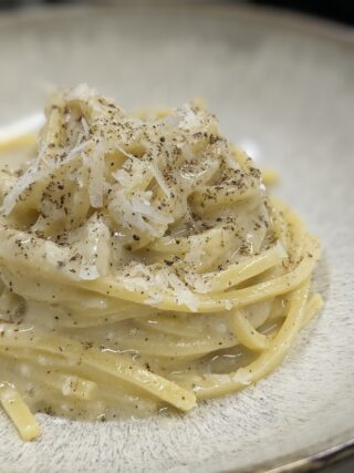 Tonnarelli cacio e pepe
